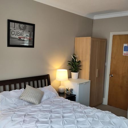 Amherst Guesthouse Reading Esterno foto